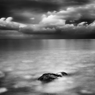 Rocks in the clouds (studio 16) Rocks in the clouds (studio 16)