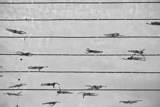 swimming pool swimming pool