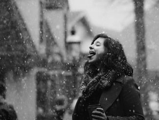 Catching Snow Catching Snow