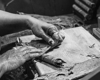 Behind Every Great Cigar... Behind Every Great Cigar...