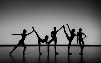 Cinque Noir Cinque Noir