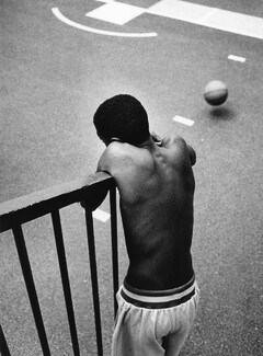 Untitled - Pigalle, Paris 2018 Untitled - Pigalle, Paris 2018