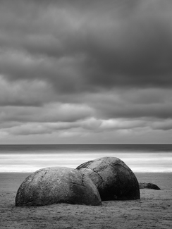 Moeraki boulders Moeraki boulders
