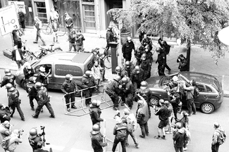 'Querdenker' all over the Place 'Querdenker' all over the Place