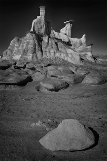 Hoodoo Ridge, Bisti Badlands, New Mexico Hoodoo Ridge, Bisti Badlands, New Mexico