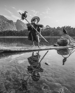 Fisherman on river Li Fisherman on river Li