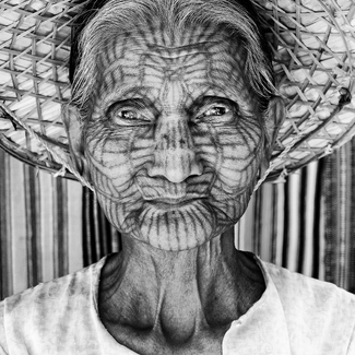 Chin Stripes Chin Stripes