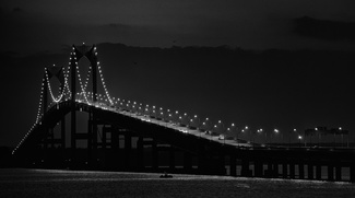 Night over the bridge