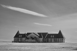 A wooden hotel in Inner Mongolia  A wooden hotel in Inner Mongolia