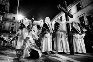 Gli Incappucciati di Chieti Gli Incappucciati di Chieti